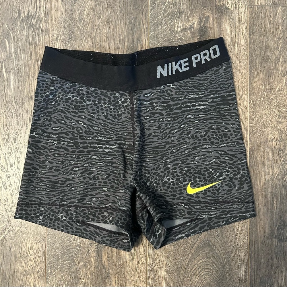 Nike Gray & Black Cheetah Print Nike Pros w/ Neon Green Check
